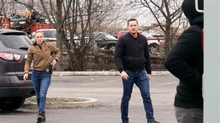 Chicago P.D. spoilers: Does Detective Hailey Upton die from explosion?