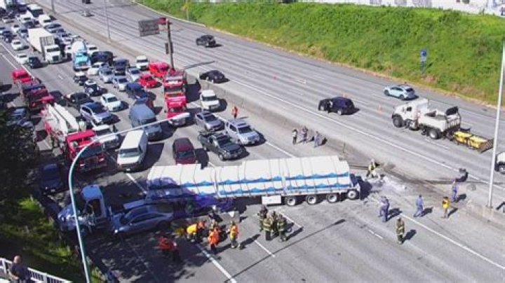 Chloe Stott and Parker Stott Car Accident: Lindon, Utah’s Clover Skin Bar owner killed in U.S. 93 crash involving semi-trailer truck in Wickenburg, AZ