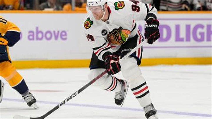 Corey Perry joins the Oilers, is back in the NHL after the Blackhawks terminated his contract