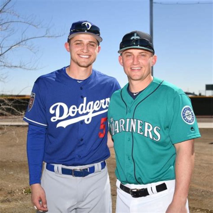 Corey Seager Parents Jeff And Jody- Brother And Family