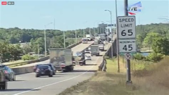 Crash on I-80 bridge shuts down Iowa bound traffic