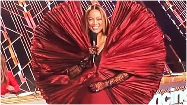Dancing With the Stars fans destroy Tyra Banks’ Week 2 fashion choice