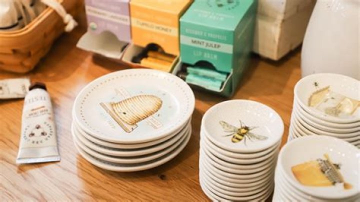 Davenport museums offer holiday gifts on Museum Shop Sunday