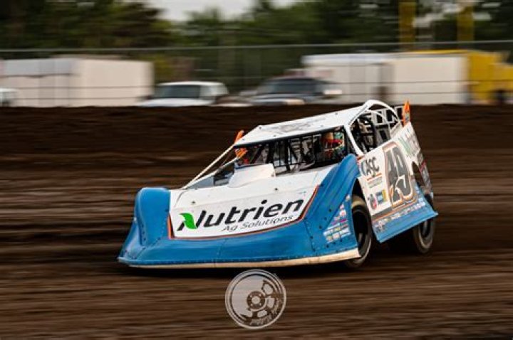Davenport takes over Davenport Speedway