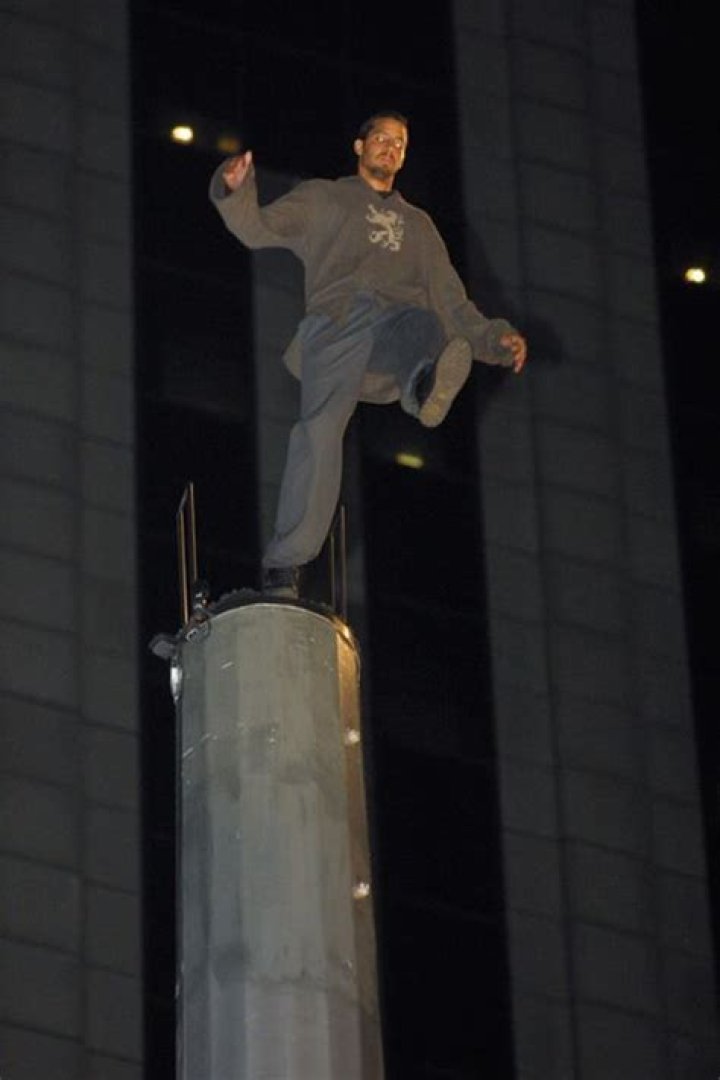 David Blaine - Age, Illusions & Stunts