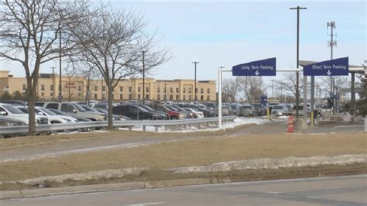 Delta to end QC service to Twin Cities