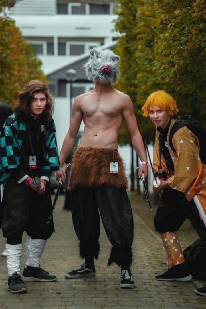 Demon Slayer Cosplay Creates Perfect Real-Life Tanjiro