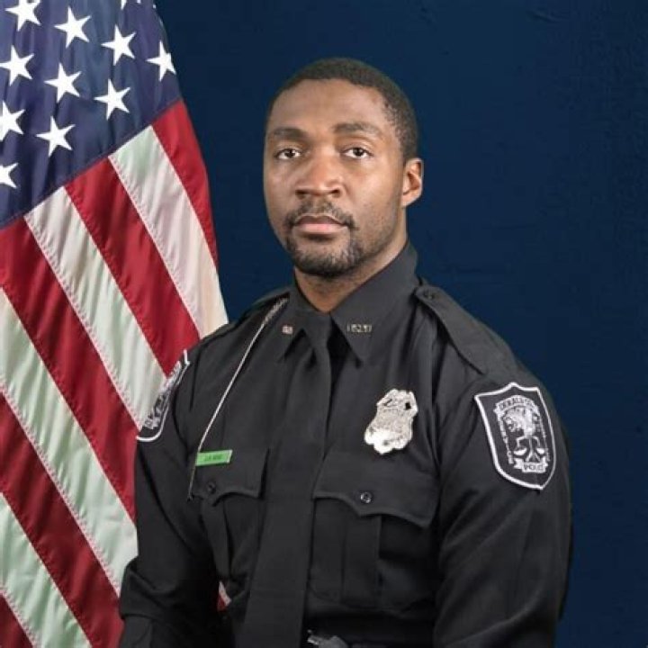 Dennis Dwayne Starr Death: Authorities identify man found dead in car in Waynedale
