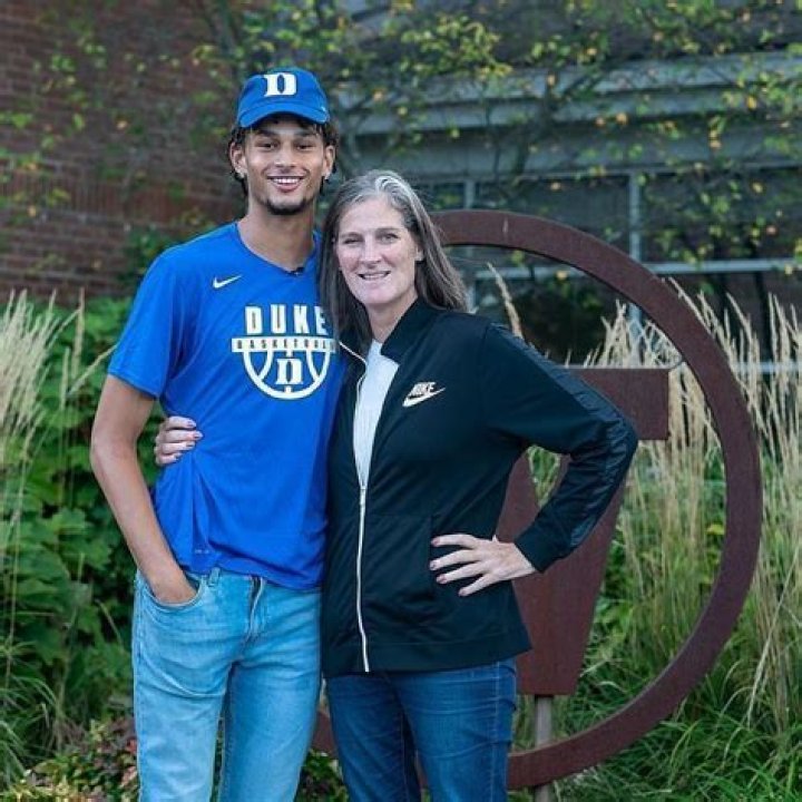 Dereck Lively Parents, Ethnicity, Wiki, Biography, Age, Girlfriend