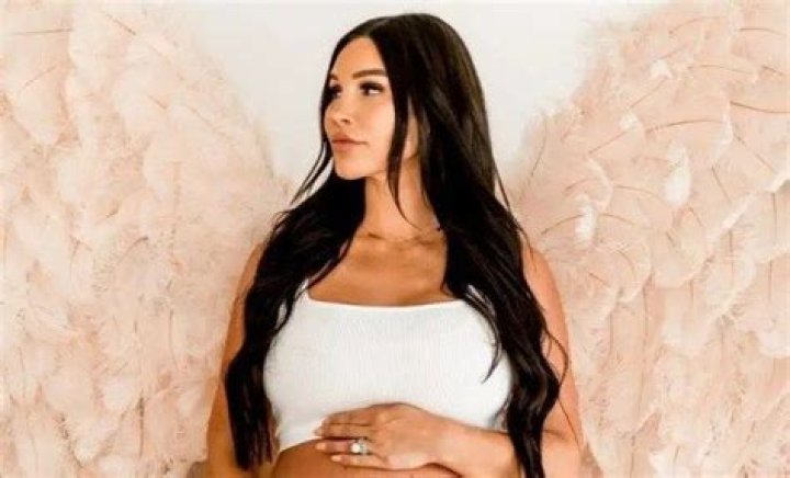 Destiny Cruz (Instagram Star) Wiki, Biography, Age, Boyfriends, Family, Facts and More