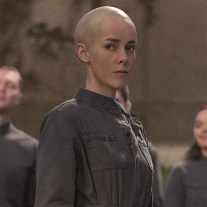 Did Jena Malone Shave Her Head For 'Mockingjay, Part 2'? Johanna Required Some Big Changes For Her Portrayer