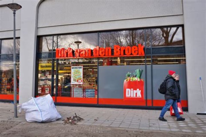 Dirk Van De Put Net Worth (2024)
