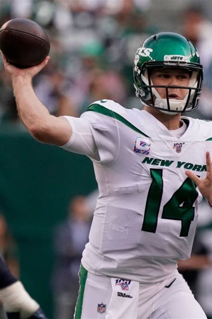 Does Sam Darnold Have Schizophrenia? Illness And Health 2023