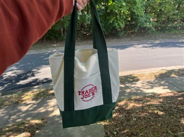 Does Trader Joe’s sell vegan gravy?