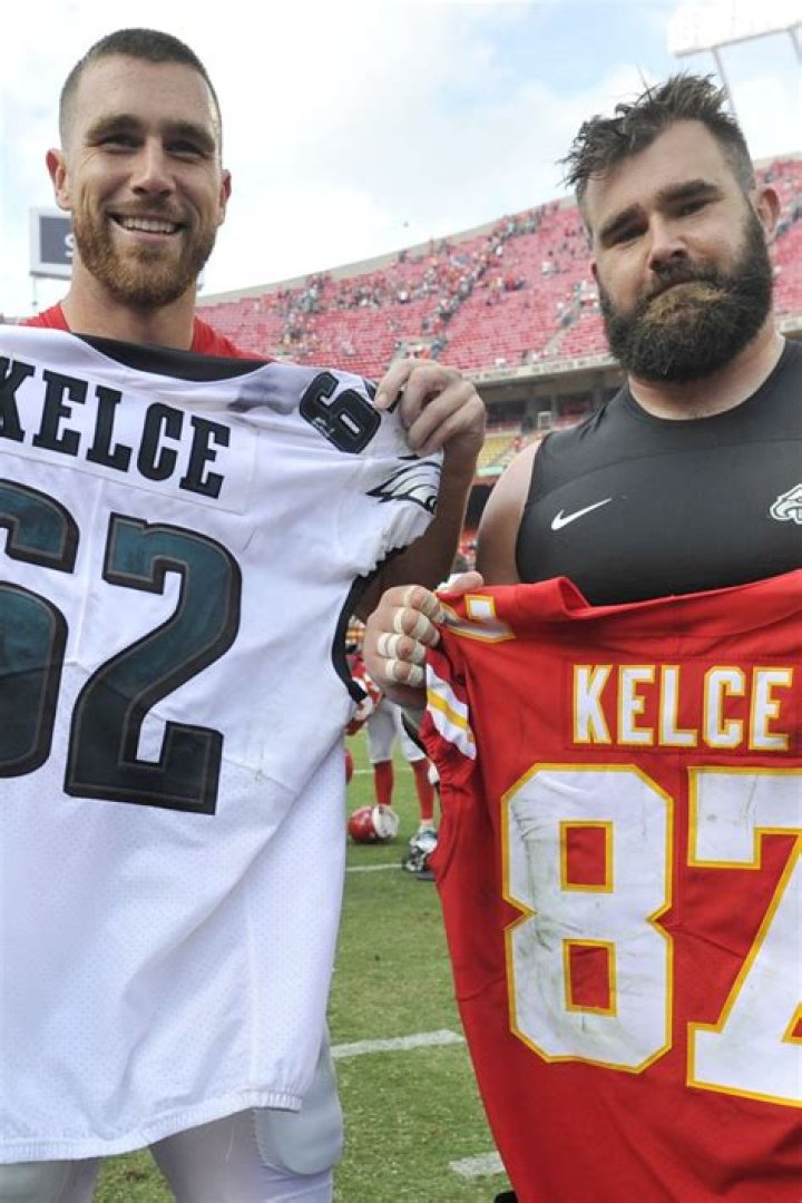 Does Travis Kelce Have A Sister? Brother Jason Kelce