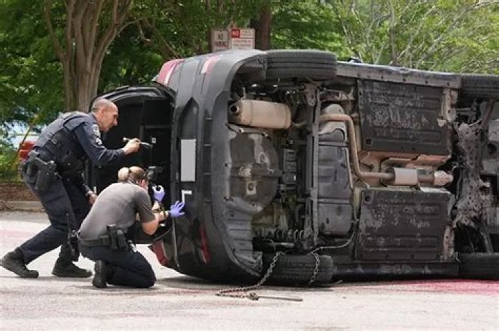 Dr. Rose shot in Dallas, car riddled with bullets