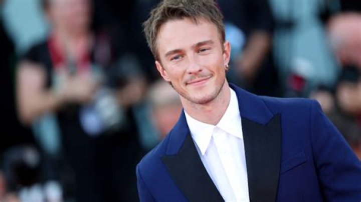 Drew Starkey: A Rising Star In The Entertainment Industry