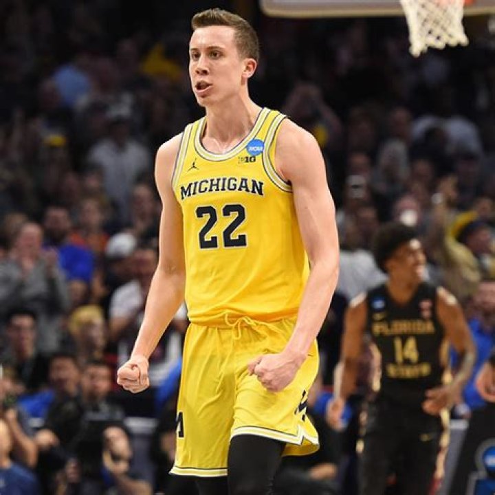 Duncan Robinson: Career, Host & Net Worth [2023 Update]