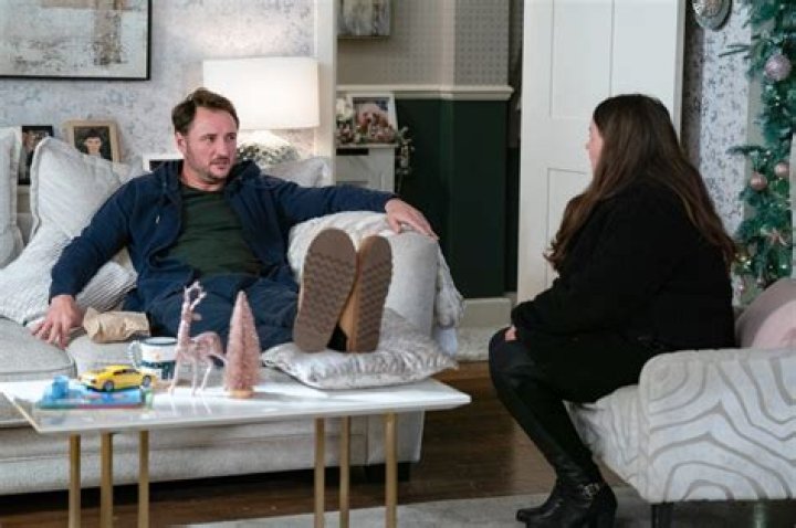 EastEnders' Ben declares love to husband Callum amid Lola heartbreak