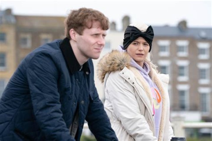 EastEnders' Lola enjoys final day out with Jay in moving scenes
