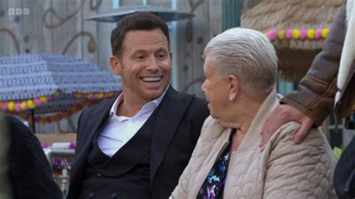 EastEnders star Joe Swash would like to return despite 'worst exit ever'