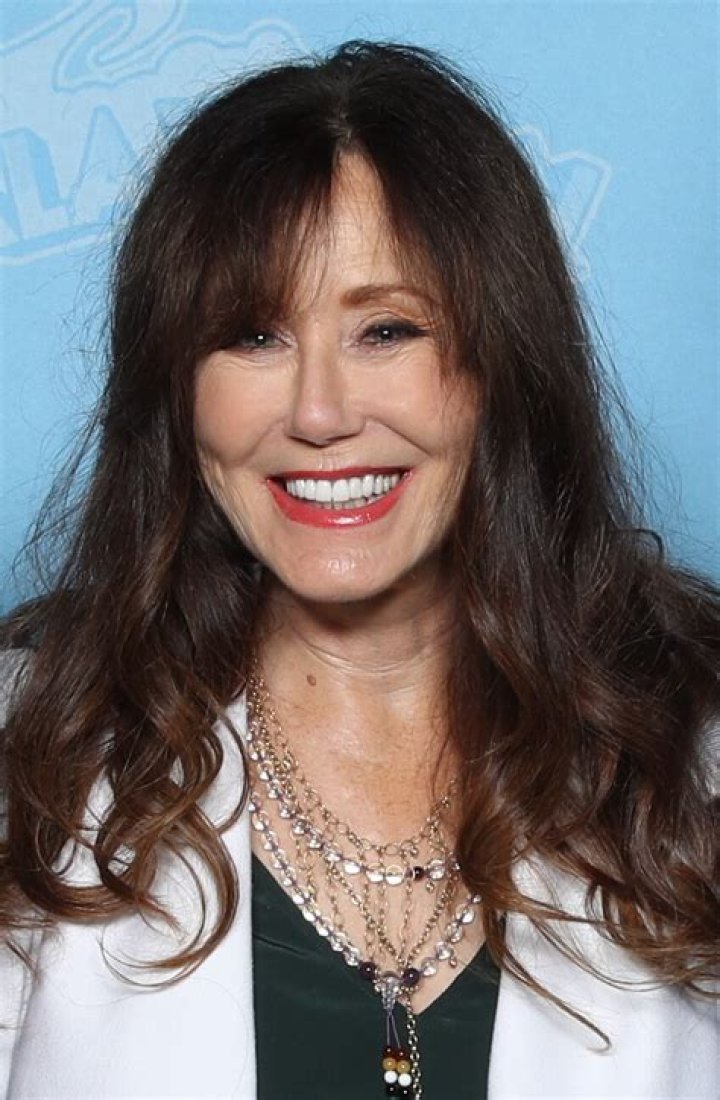 Eileen McDonnell Net Worth (2024) | wallmine