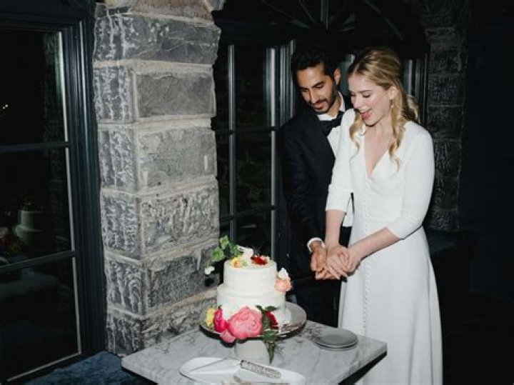 Elizabeth Lail and Nieku Manshadi | Married Divorced Children Ex