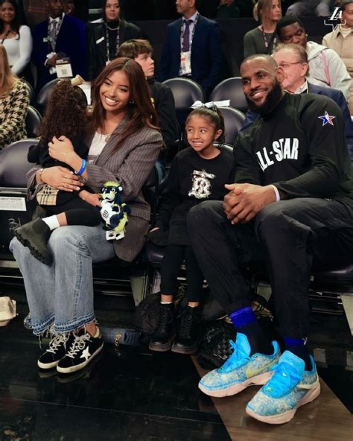 Erica Cobb (Journalist) And Kobe Bryant Allegations, Net Worth, children, Family Details And Assault Charges