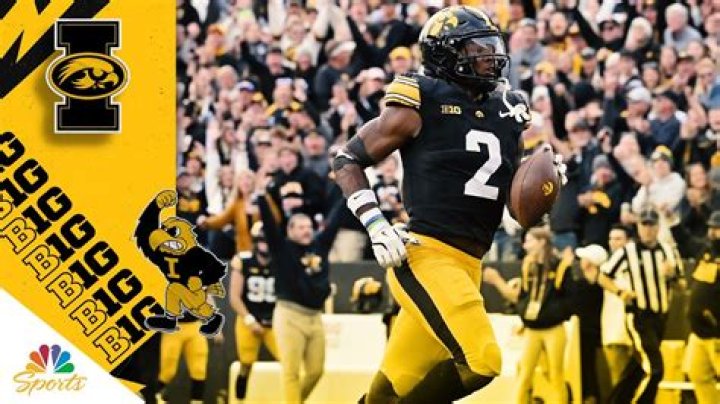 Former Hawkeye, NFL, Central star Julian Vandervelde joins Steamwheelers.