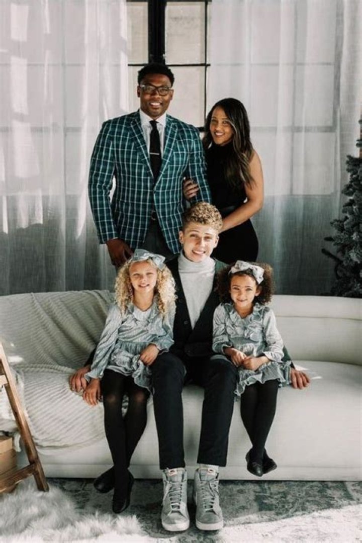 Former LB Joshua Perry And Wife Maddi Griffin Are Raising Three Kids
