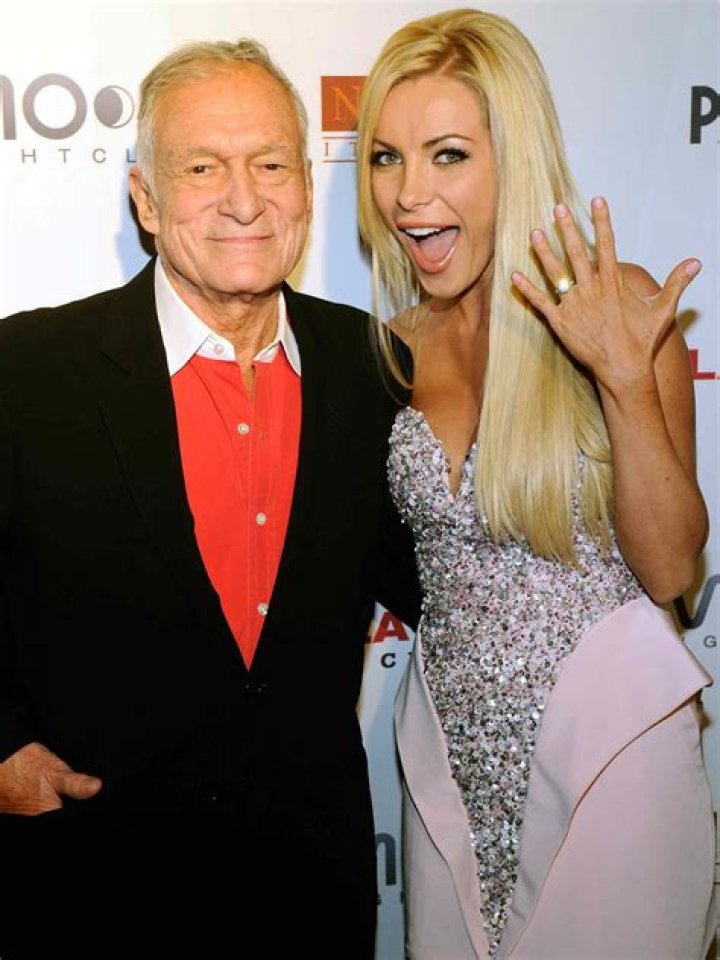 Former Playboy Club croupier lifts the lift on Hugh Hefner's famous casino where champagne, money and sex 'ran on tap'