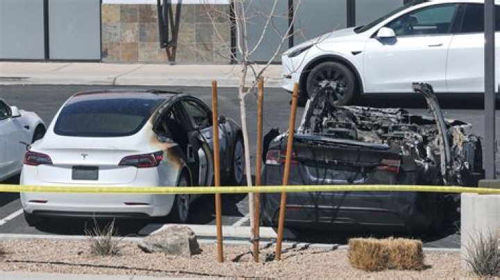 Galesburg dealership left with thousands of dollars in damages after cars were vandalized