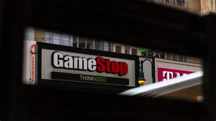 Gamestop Acquires Thinkgeek Over Hot Topic