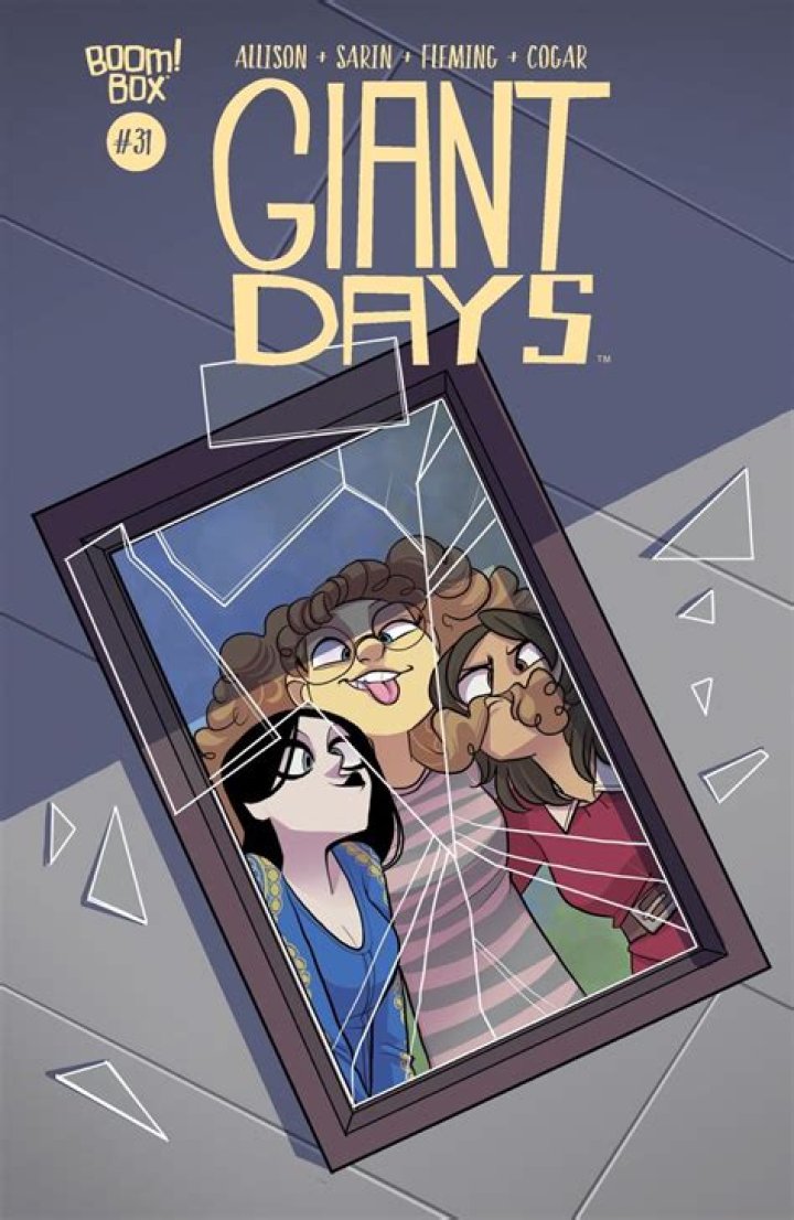 Giant Days #1 Review | The Nerd Stash