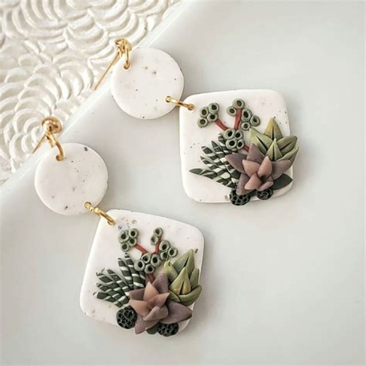 Gilda’s Club Quad Cities hosts Polymer Clay Earrings Workshop