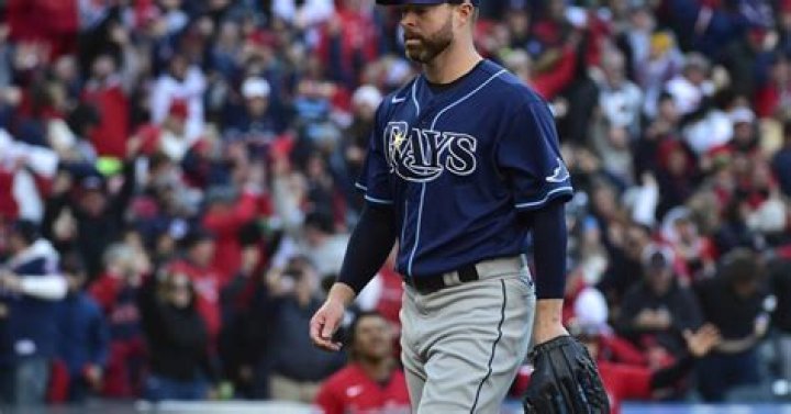 Guardians sweep Rays on Gonzalez’s homer in 15th, on to NY