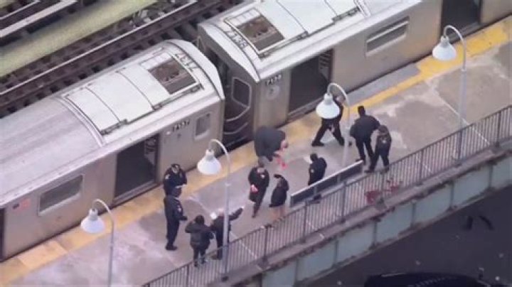 Gunfire at New York subway station kills 1, injures 5. Police say teen dispute sparked shooting