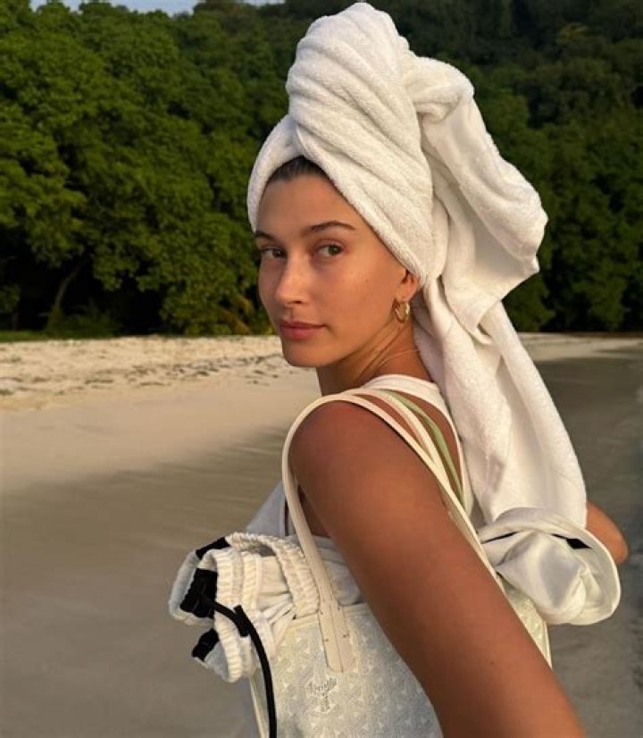 Hailey Bieber Wore A Thong Bikini On Vacation With Kendall Jenner