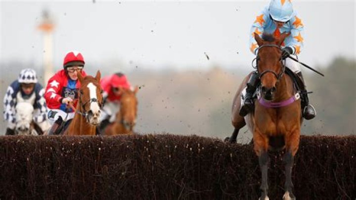 Hat-trick seeking Un De Sceaux one of eight entries for Clarence House Chase at Ascot