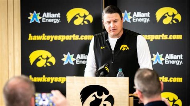 Hawkeyes’ Goetz tackles Swarm cooperation, gambling education and Ferentz’s contract in opening presser