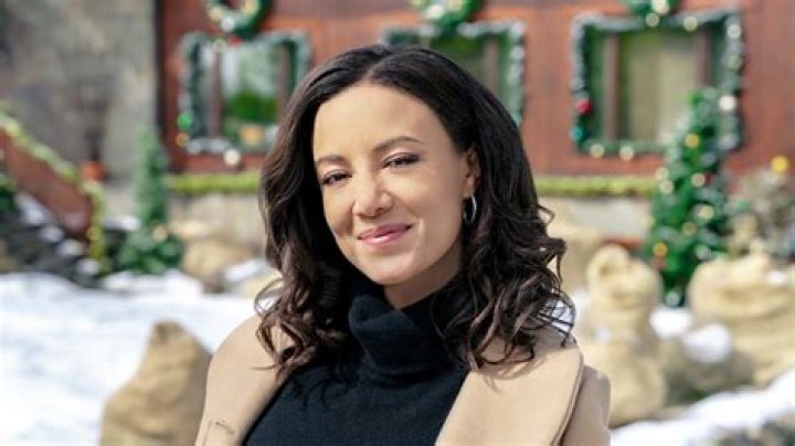 Heather Hemmens signs multi-picture deal with Hallmark