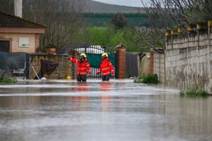 Homes outside Hillsborough evacuated due to severe flooding but Sheffield Wednesday vs Swansea set to go ahead – The Sun