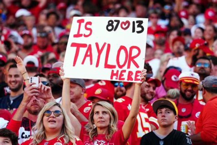 How many fans are at Super Bowl 2024? Attendance and capacity details