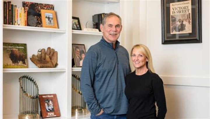 How Old Is Bruce Bochy Wife?
