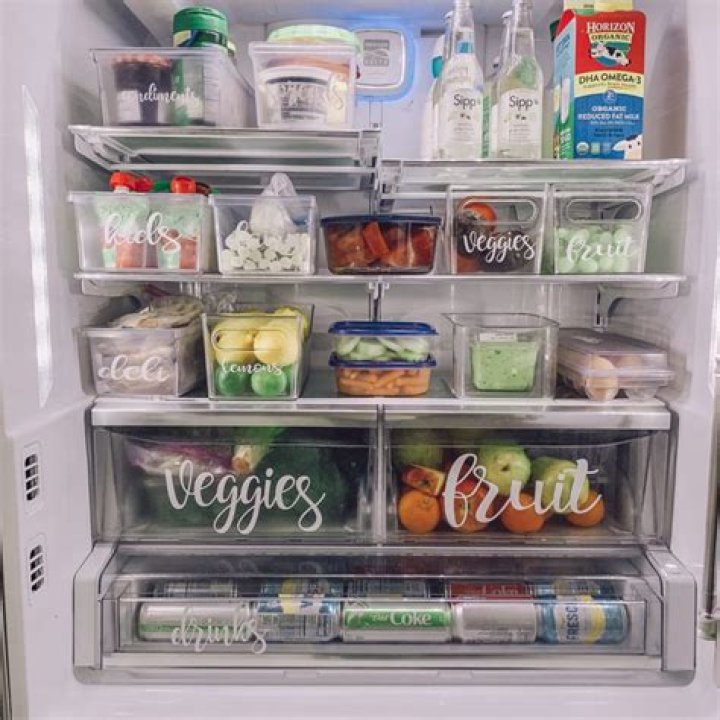 How to arrange refrigerator shelves
