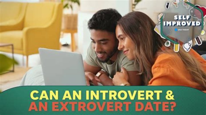 How To Date An Introvert When You’re An Extrovert, According To Experts