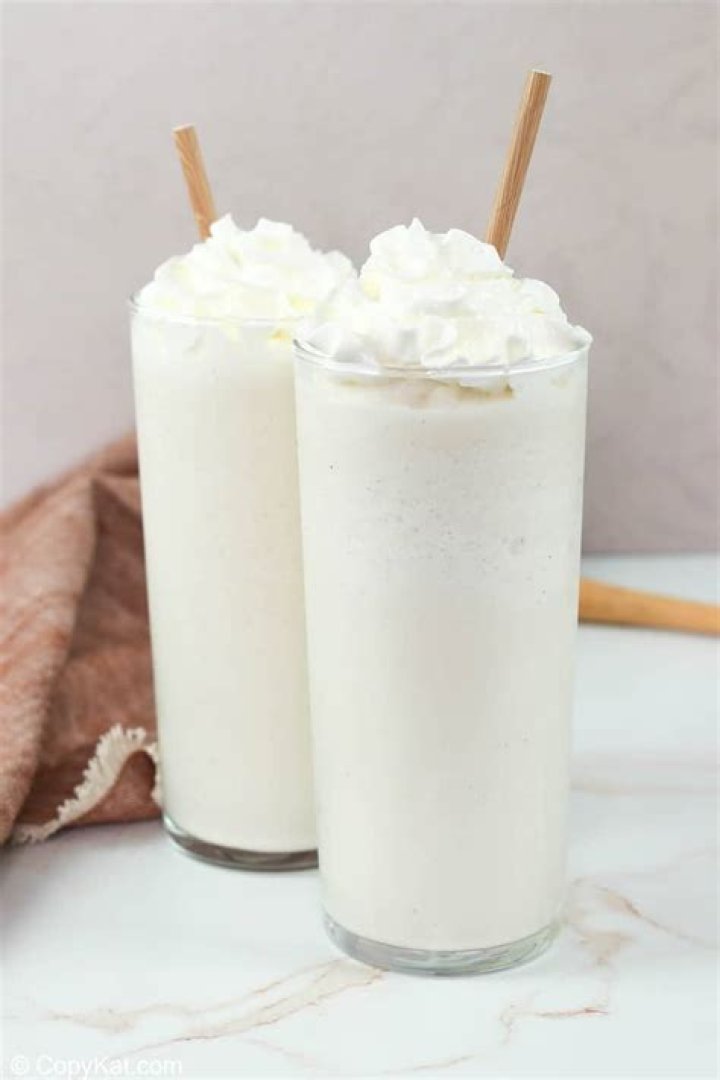 How to make a vanilla frappuccino