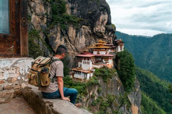 How to solo travel to bhutan