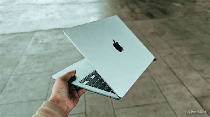 How to stop safari from launching apps on iphone and ipad
