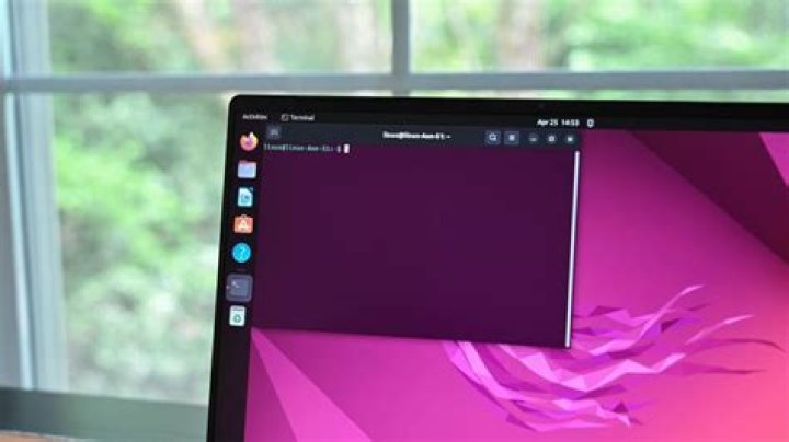How to use the cd command on linux